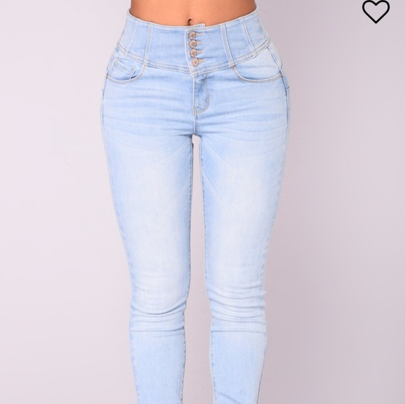 Fasion Nova Jeans - Picture 3 of 5
